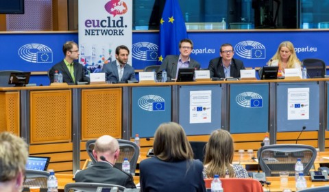 Euclid Network et le MOUVES interpellent les députés européens